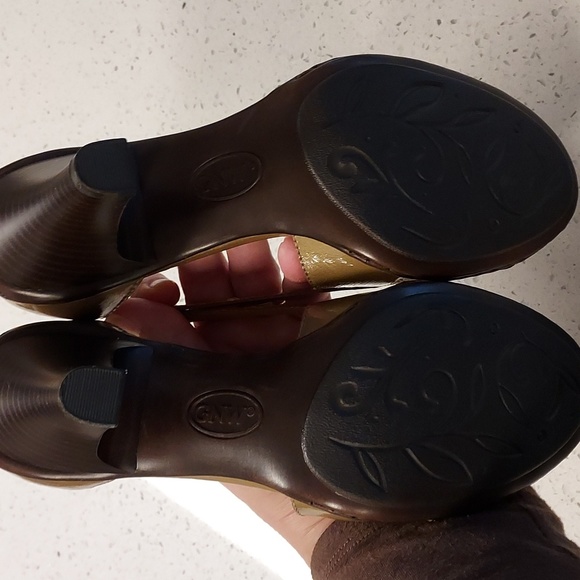 GNW patent leather heels 7 - Picture 6 of 10